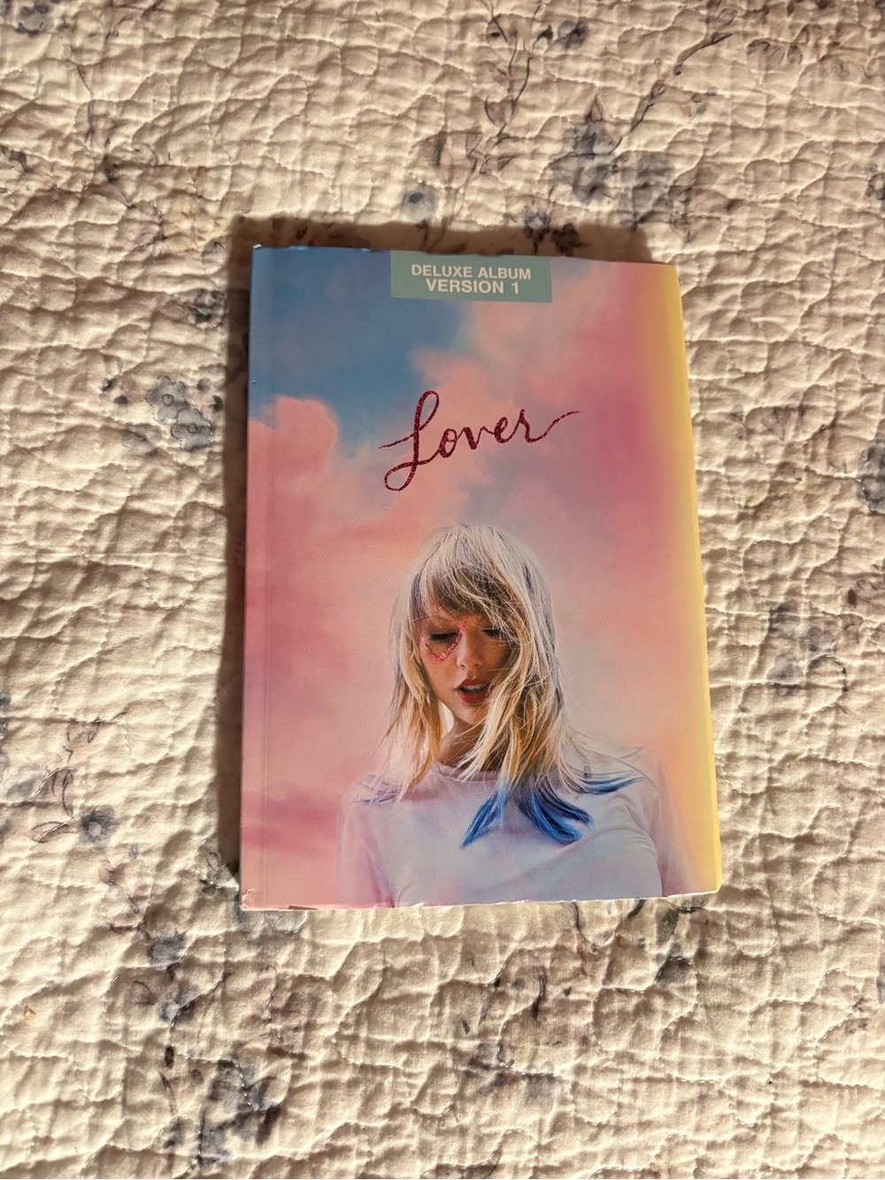 Taylor Swift "Lover" Deluxe Album Version 1 - cd & journal